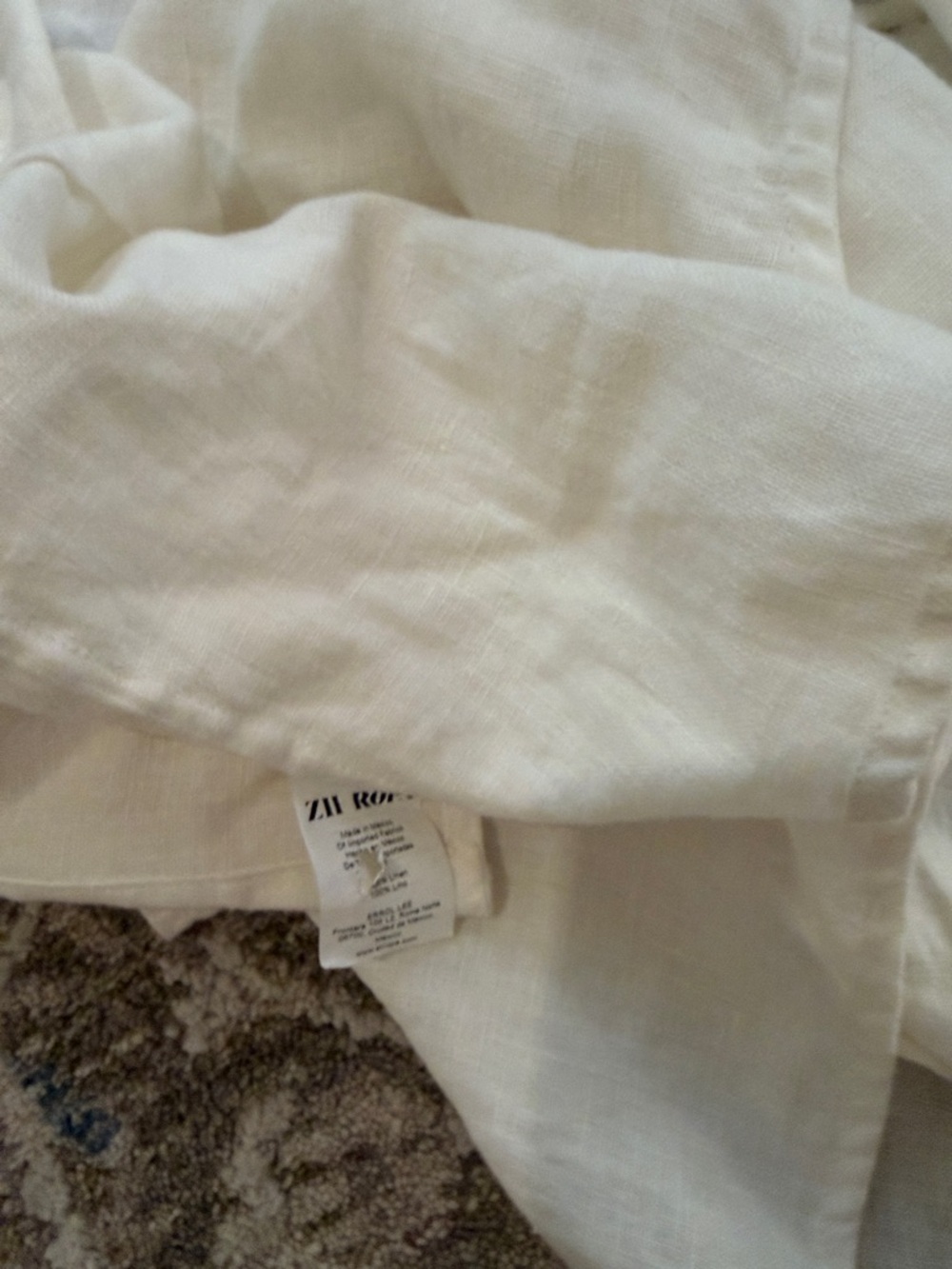 Zii Ropa Linen White Top with Delicate Texture - Picture 4 of 6
